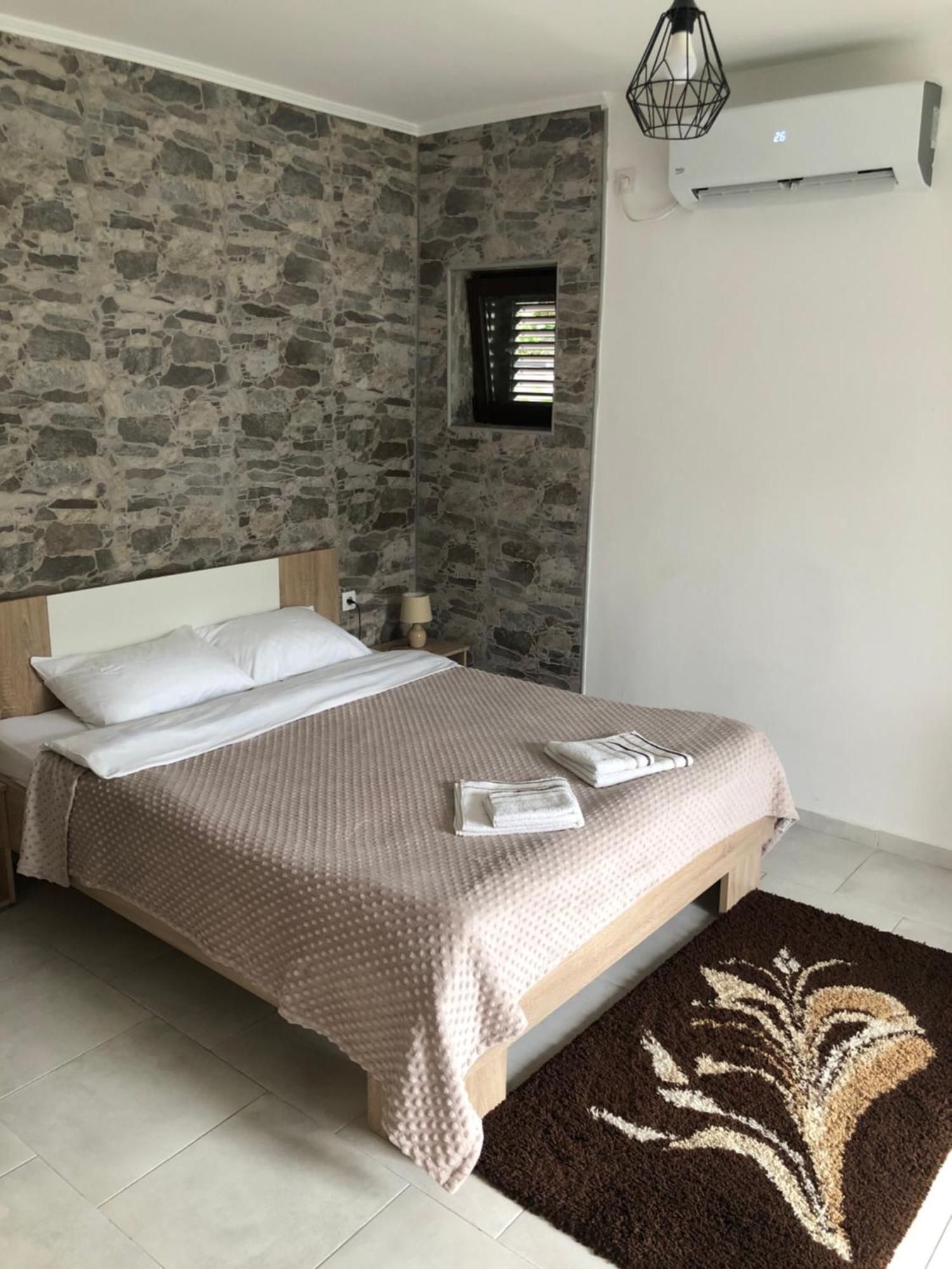Apartments Samardzic Котор Екстер'єр фото